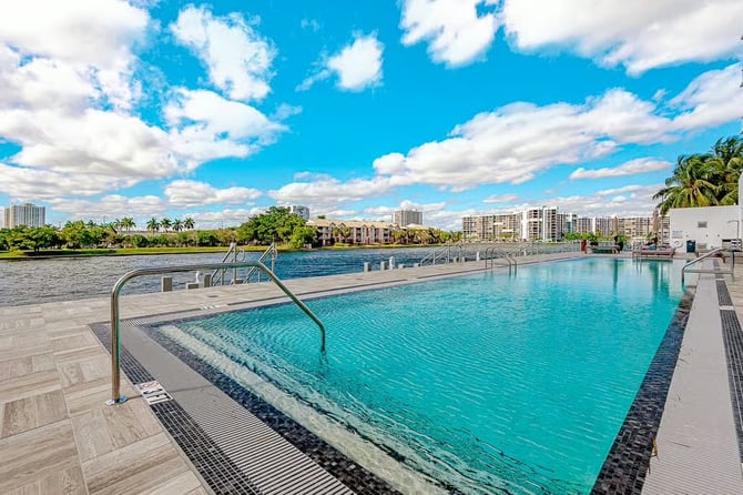 How Short-Term Rentals Diversify Your Portfolio and Minimize Risk